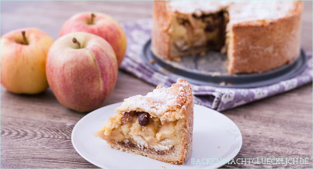 Gedeckter Apfelkuchen aus Mürbteig - Backen macht glücklich