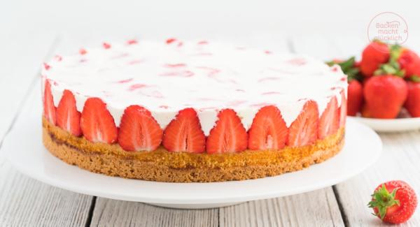 Erdbeer Sahne Torte Backen Macht Glücklich 