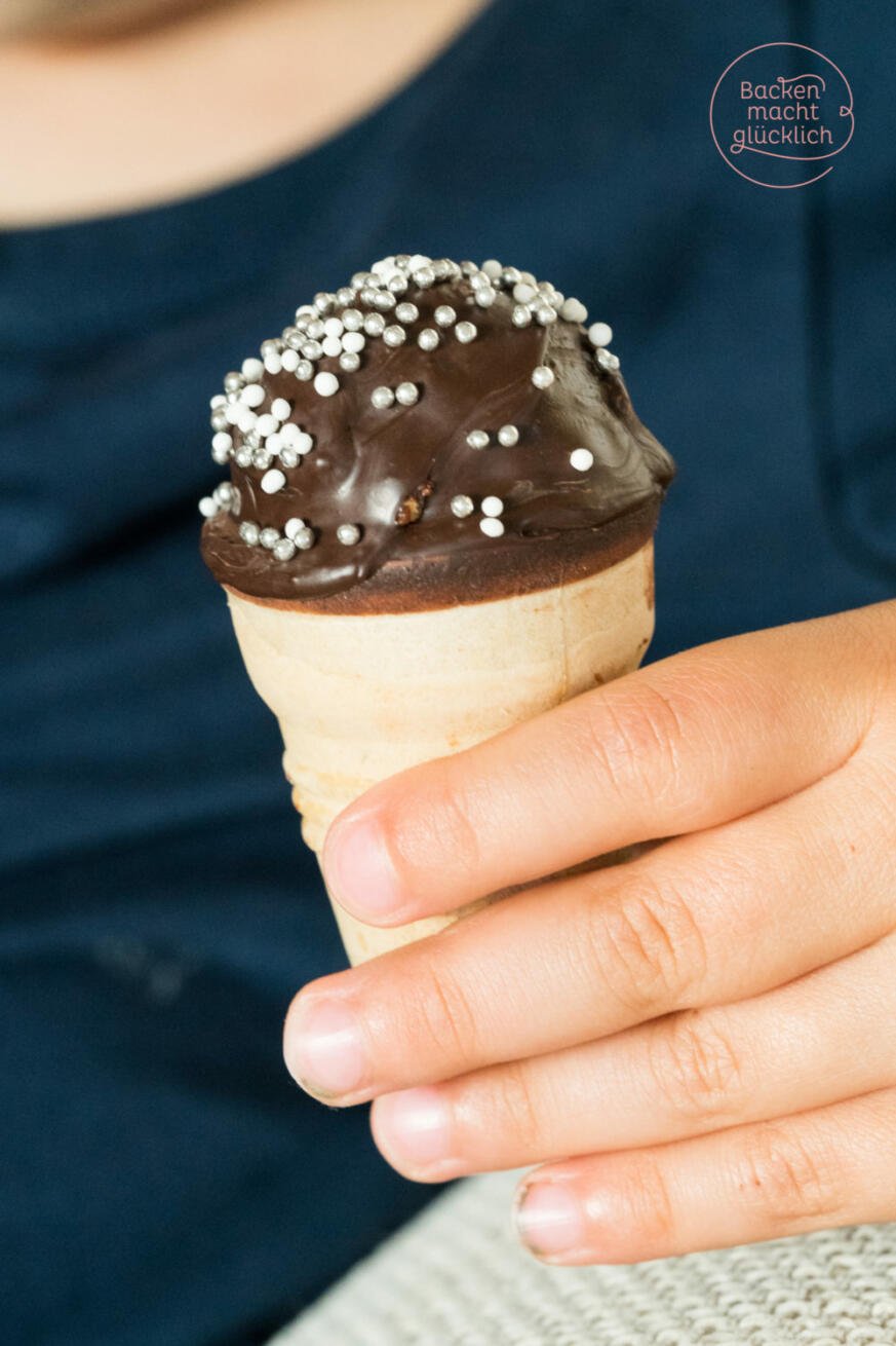 Kleine Kuchen in der Waffel | Backen macht glücklich