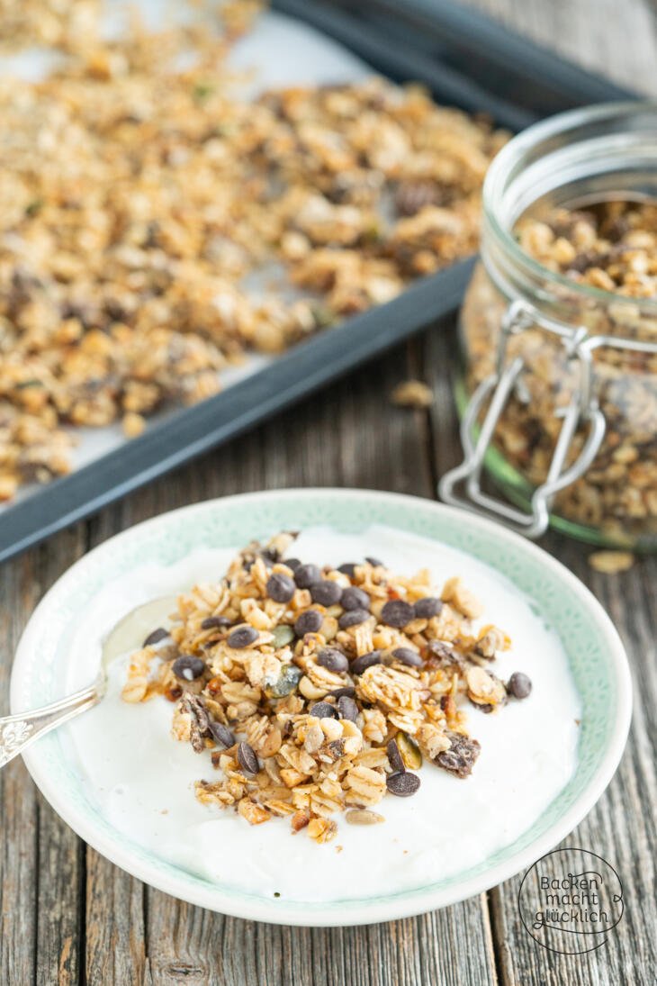 Schoko-Nuss-Knuspermüsli | Backen macht glücklich