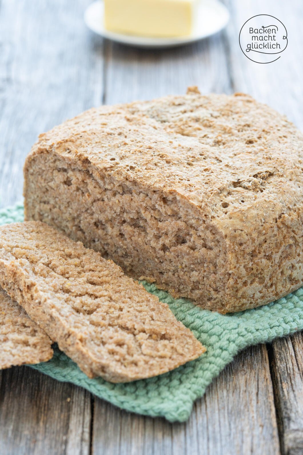 Schnelles Roggenschrotbrot | Backen macht glücklich