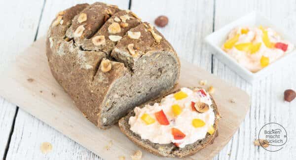 Einfaches Low Carb Nussbrot | Backen Macht Glücklich