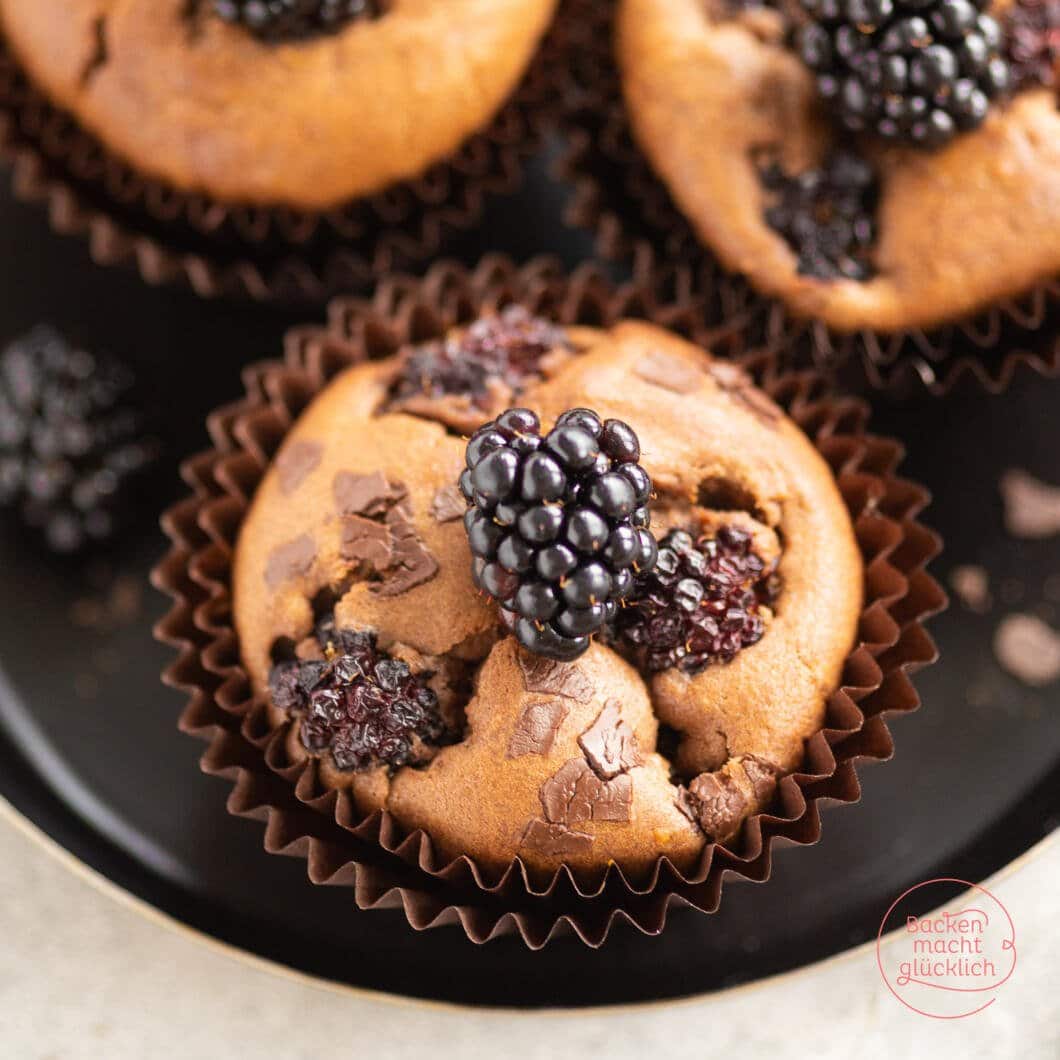 Einfache Schoko-Brombeer-Muffins | Backen macht glücklich