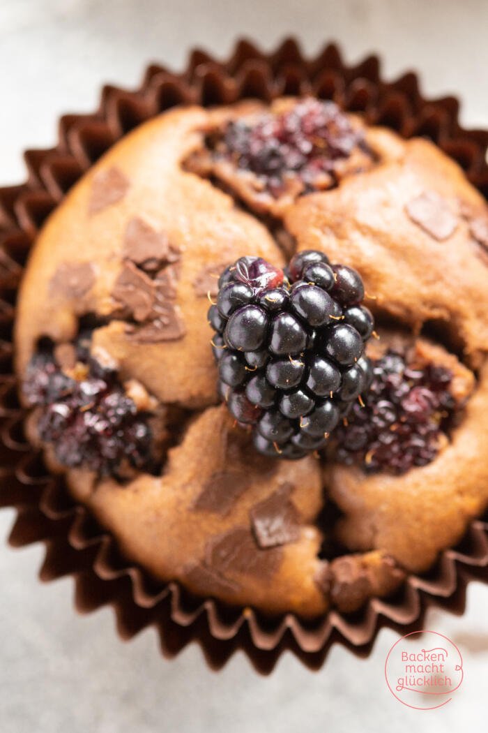 Einfache Schoko-Brombeer-Muffins | Backen Macht Glücklich