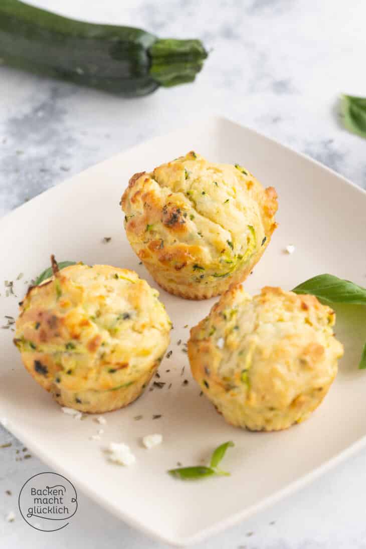 Herzhafte Zucchini-Muffins | Backen macht glücklich