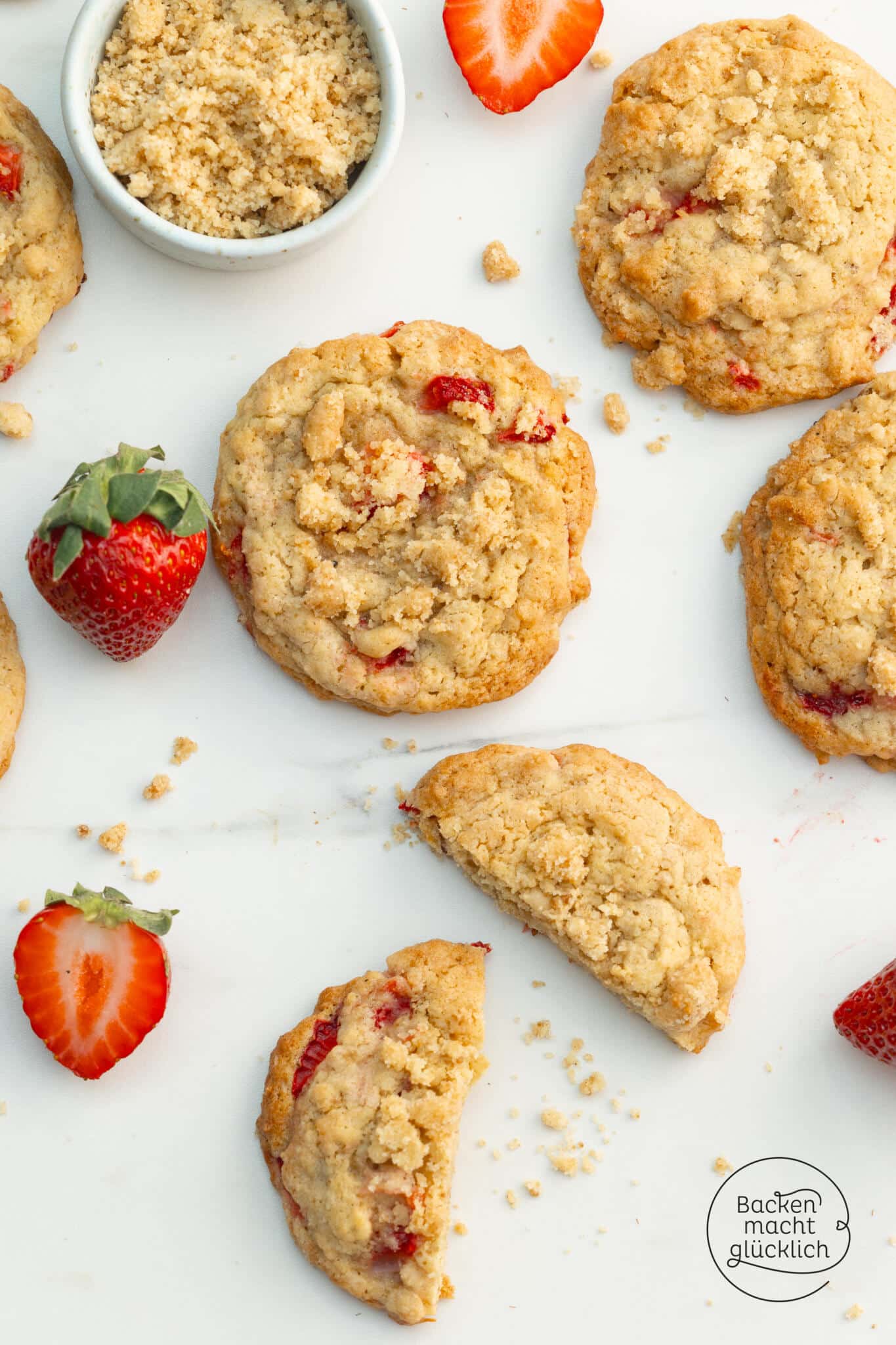 Erdbeer-Streusel-Cookies