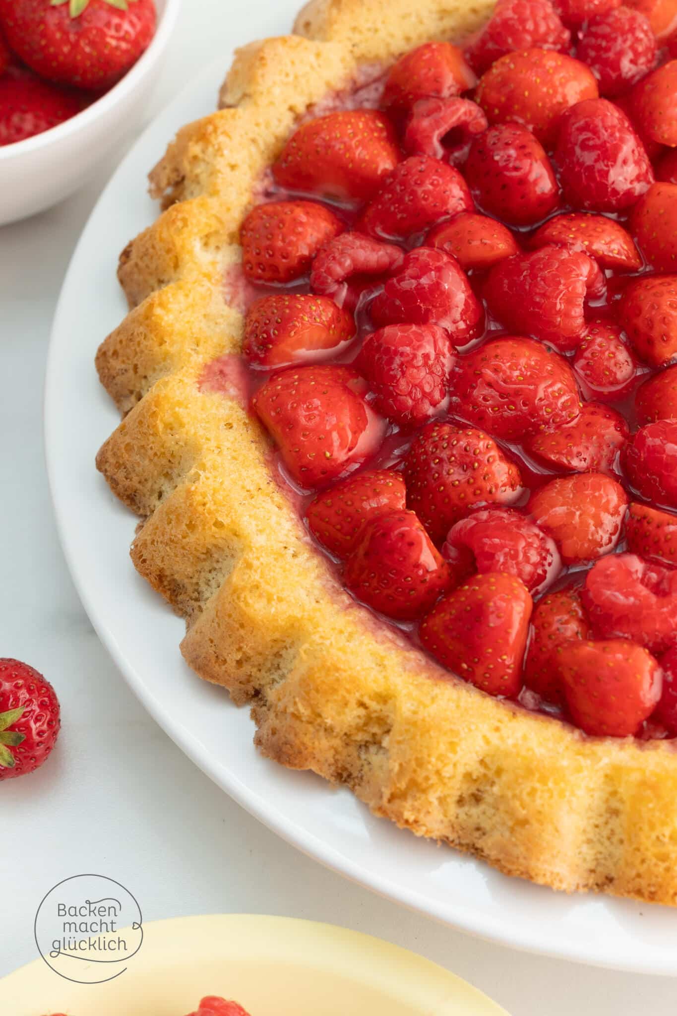 Erdbeerkuchen ohne Mehl und Zucker