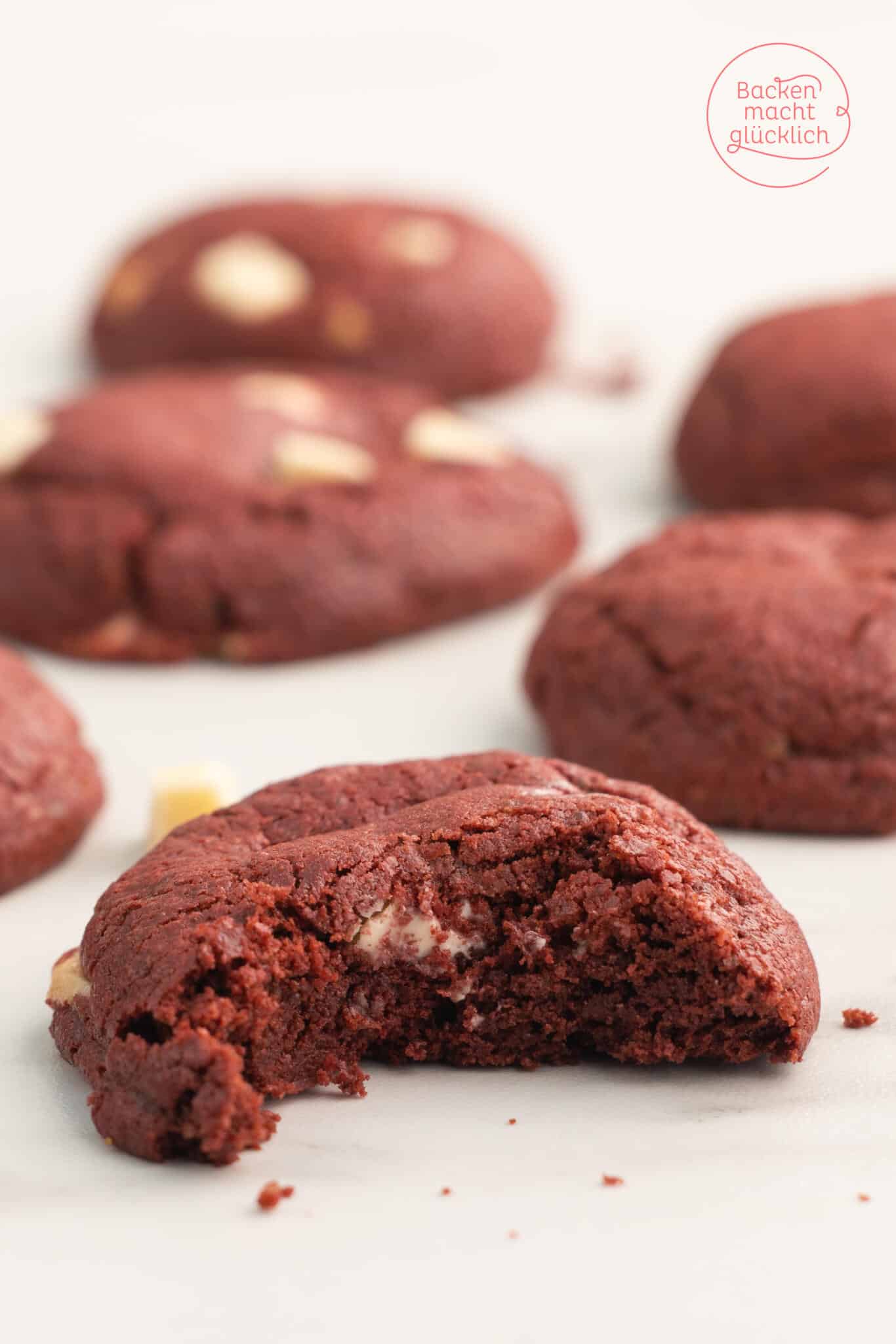 Red-Velvet-Cookies