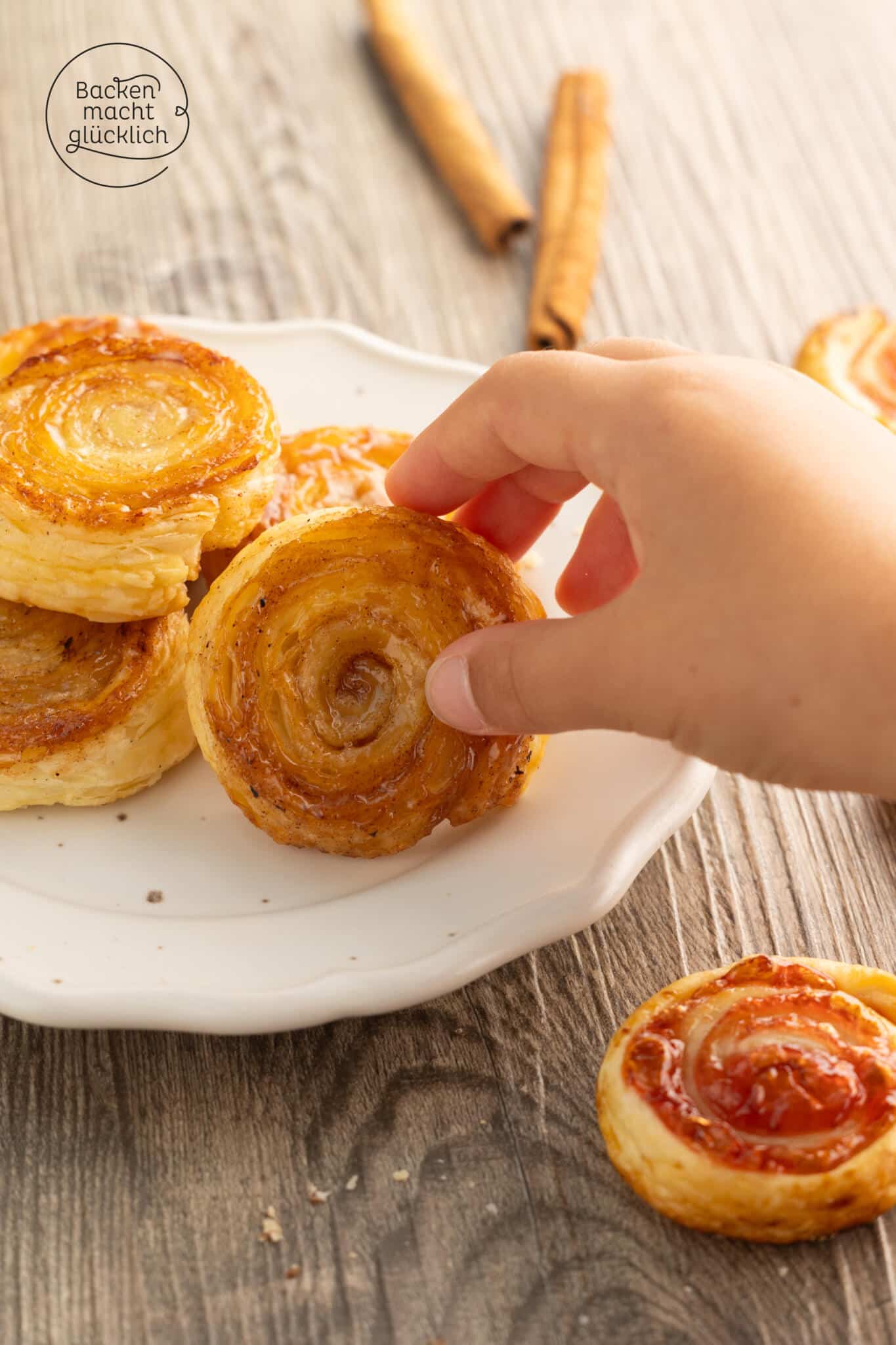 süße Blätterteig-Schnecken