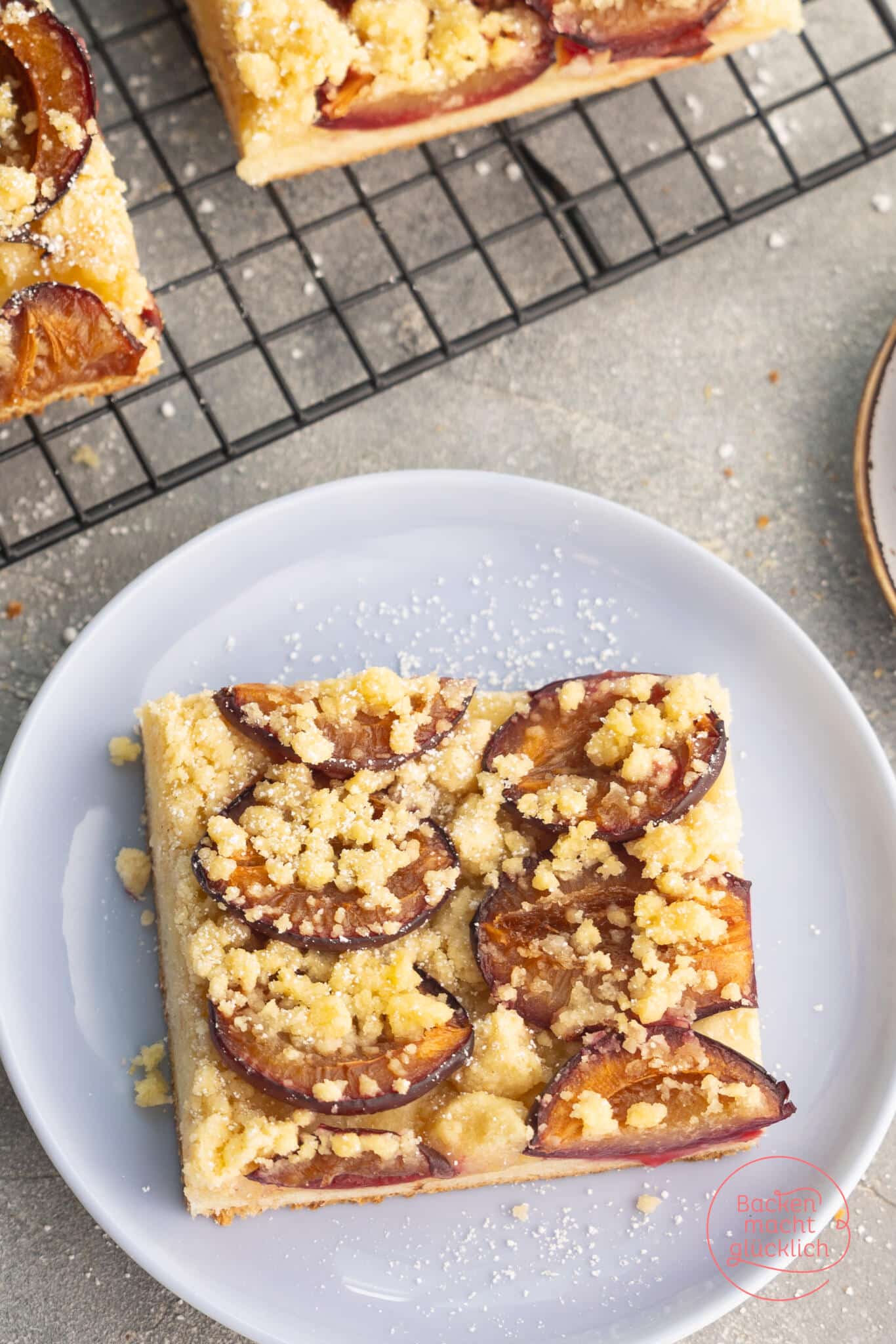 Zwetschgenkuchen vegan mit Streusel