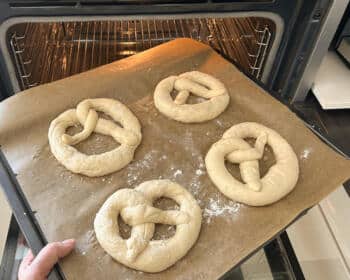 Brezel backen