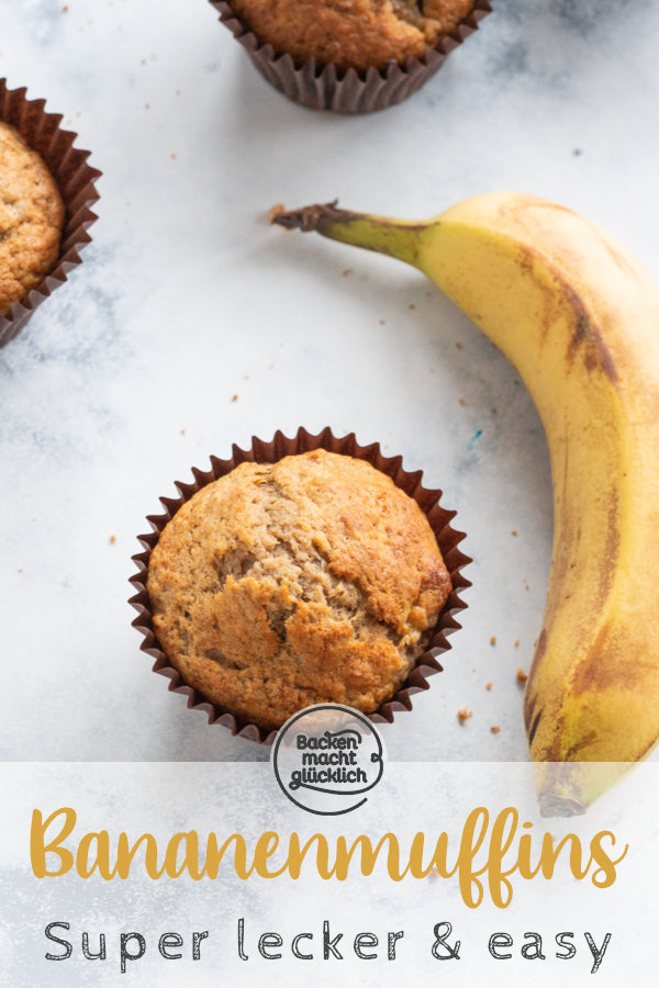 Ein echter Klassiker: Diese Bananen-Muffins schmecken der ganzen Familie! Und weil sie sich gut einfrieren lassen, könnt ihr immer etwas auf Vorrat backen. Einfach das beste Rezept für schnelle Bananenmuffins!