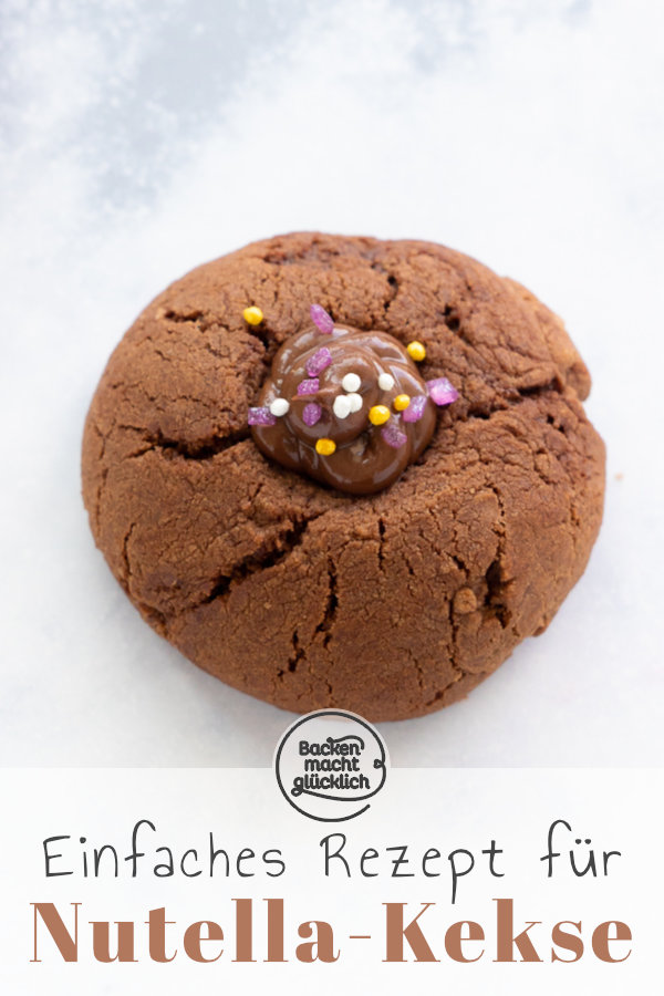 Blitzschnelles Rezept für Cookies aus Nussnougarcreme, für die ihr nur 3 Zutaten braucht. Die Nutellakekse werden euch garantiert umhauen!